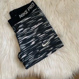 NIKE PRO SPANDEX SHORTS